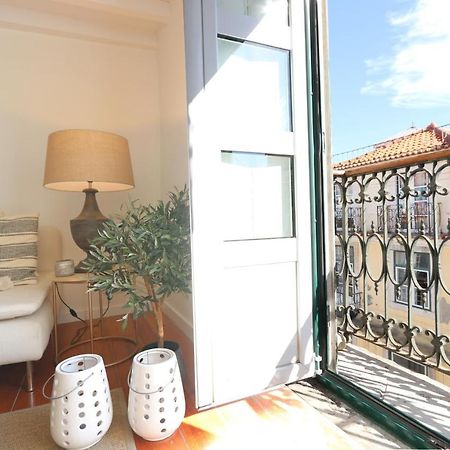 Chic Urban Retreat At Downtown With Balcony & Views Apartamento Lisboa Exterior foto