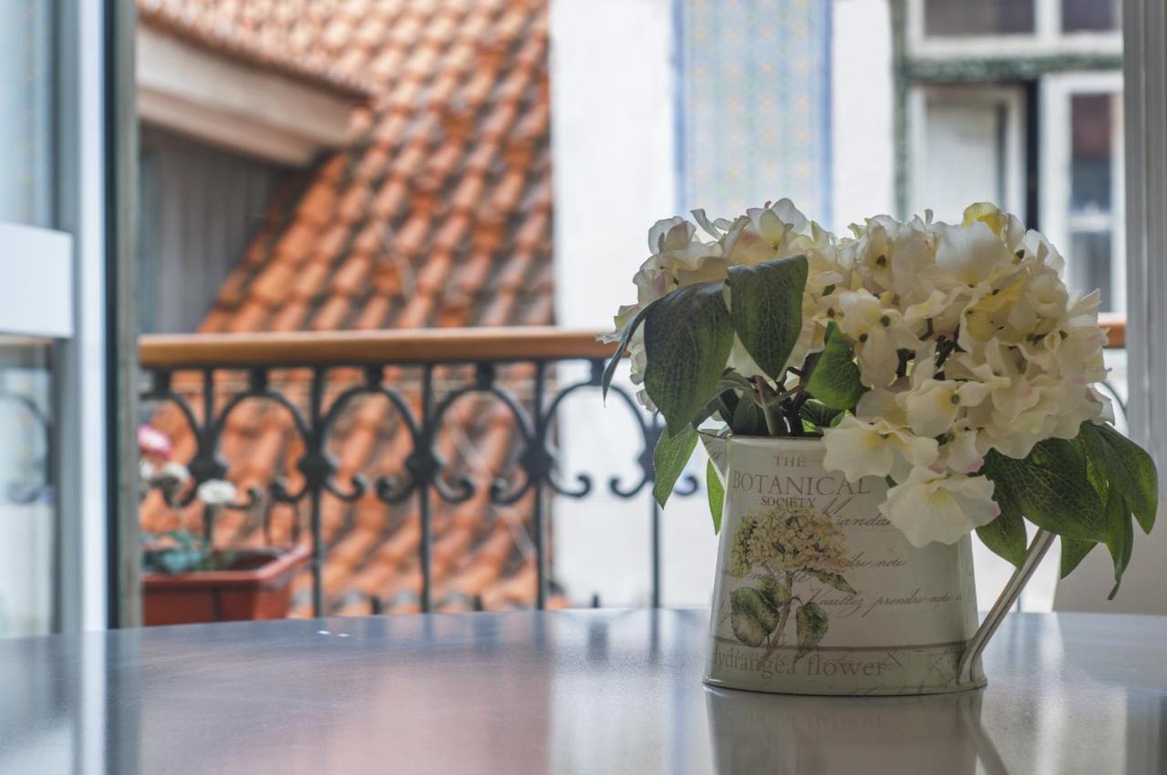 Chic Urban Retreat At Downtown With Balcony & Views Apartamento Lisboa Exterior foto