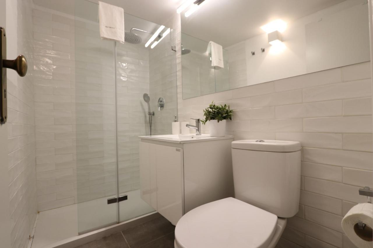 Chic Urban Retreat At Downtown With Balcony & Views Apartamento Lisboa Exterior foto