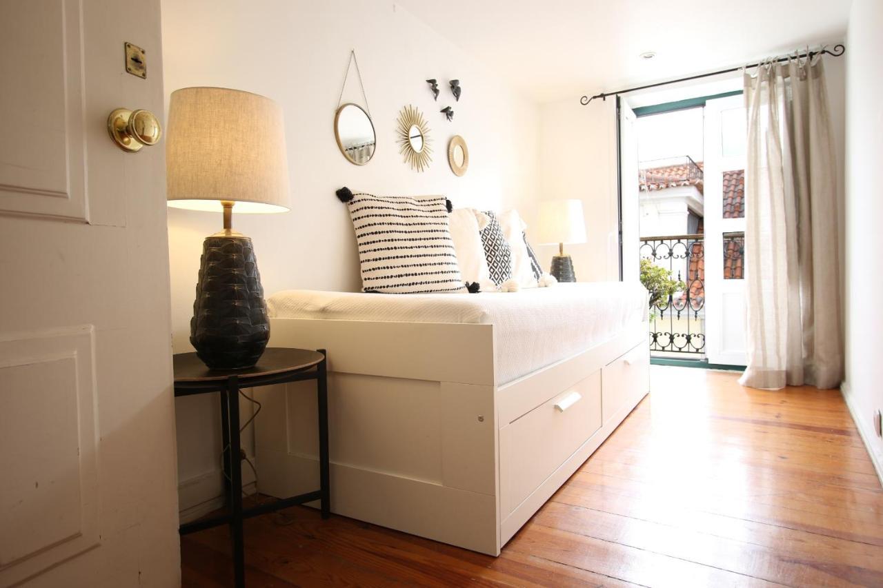 Chic Urban Retreat At Downtown With Balcony & Views Apartamento Lisboa Exterior foto