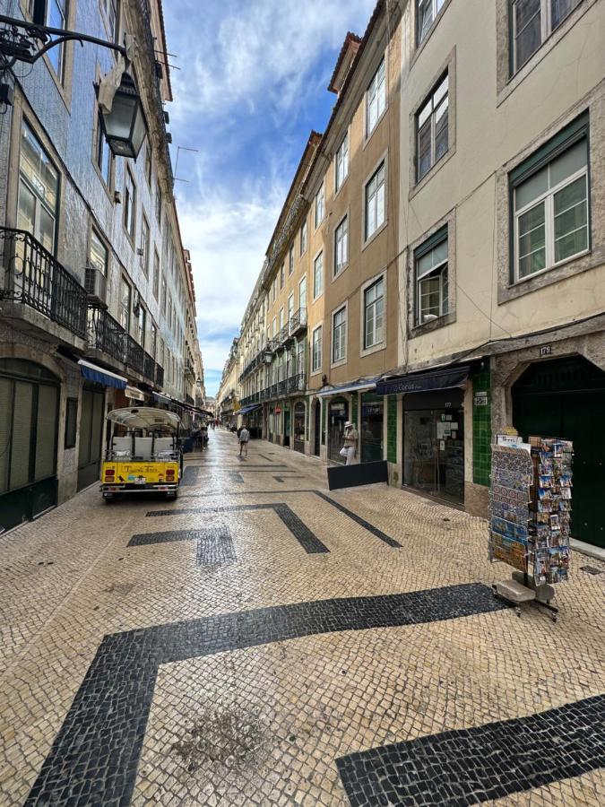 Chic Urban Retreat At Downtown With Balcony & Views Apartamento Lisboa Exterior foto