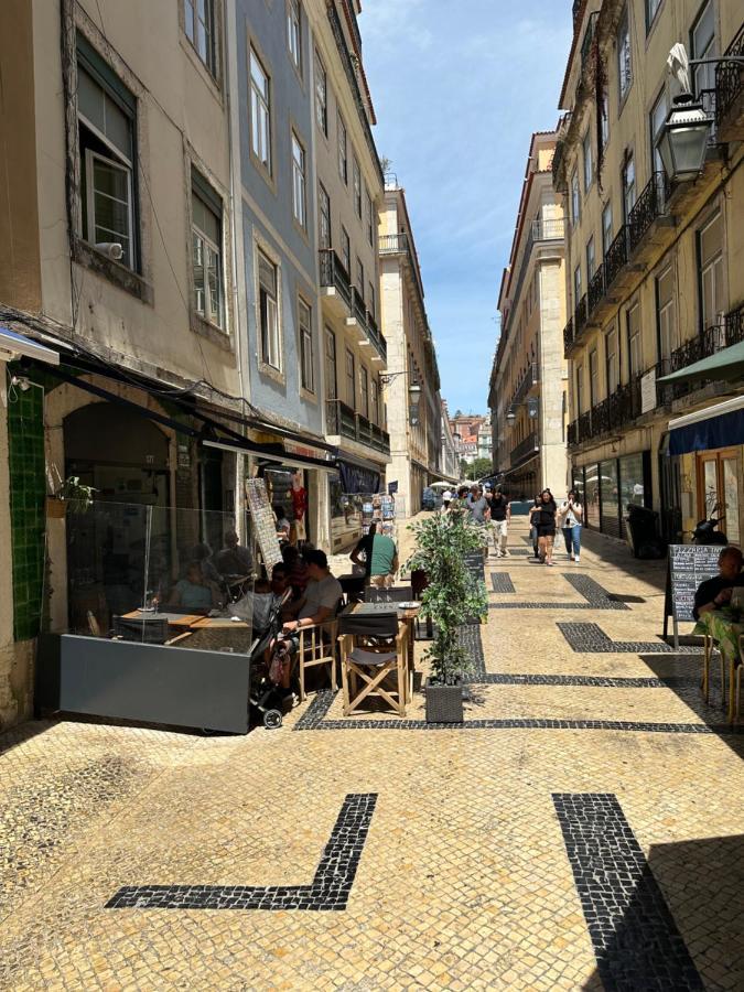 Chic Urban Retreat At Downtown With Balcony & Views Apartamento Lisboa Exterior foto